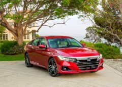 2021 Honda Accord Earns IIHS TOP SAFETY PICK+ Rating (video)