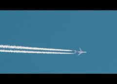 Contrail or Chemtrail (video)