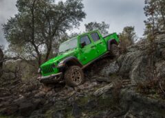 Jeep® Brand Extends Gecko Paint Color and Factory JPP Gorilla Glass Windshield to Gladiator and Wrangler