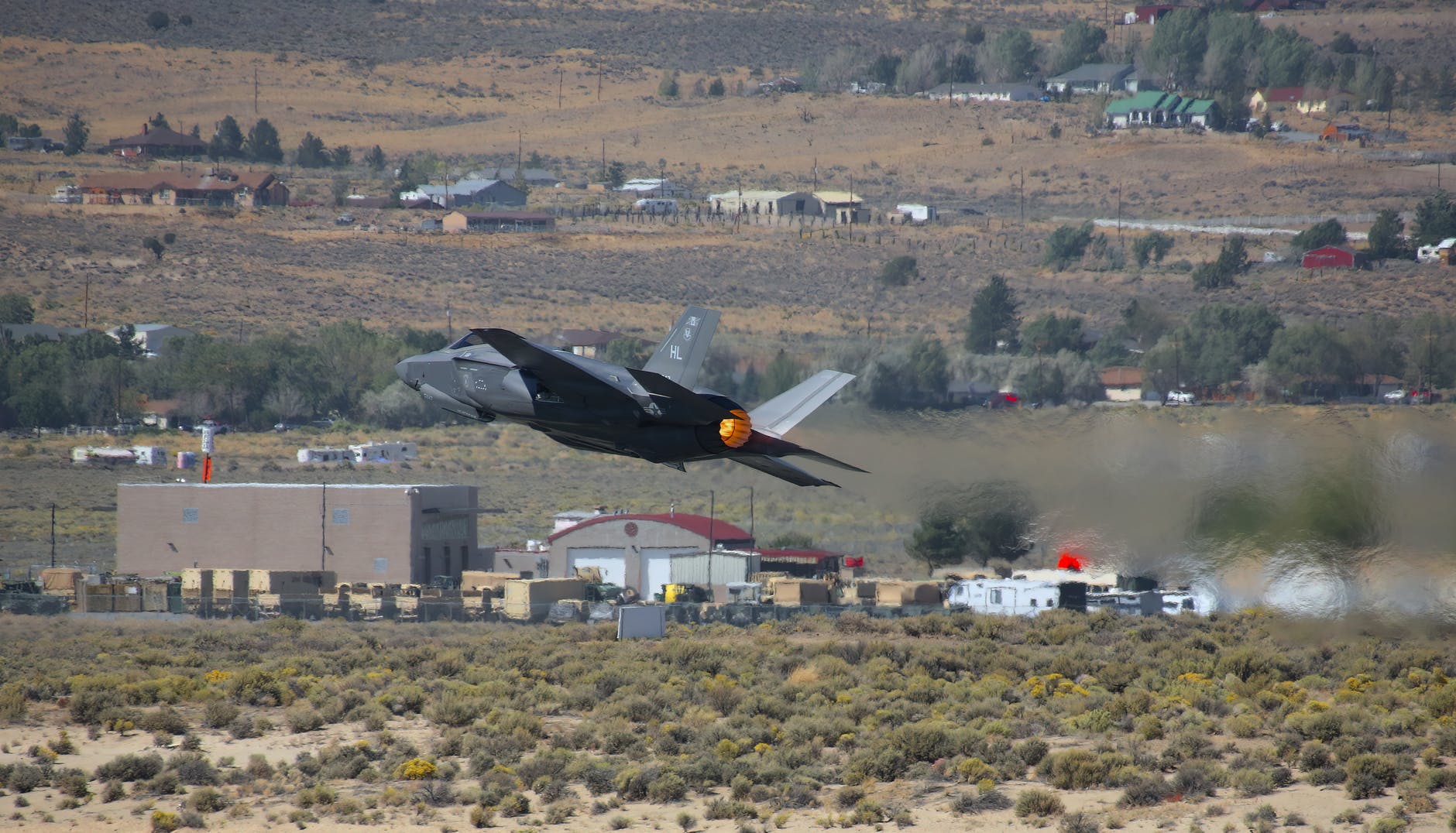 photo of fighter jet flying